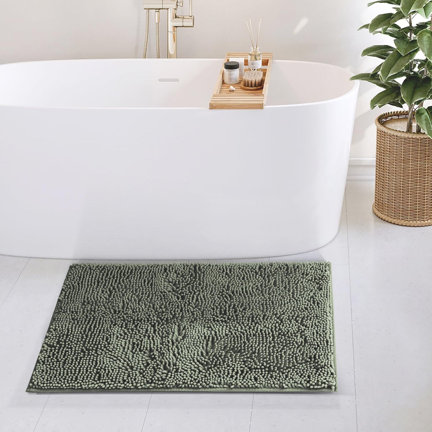 Hearth & Harbor Bathroom Rugs, Chenille Bath Mat - Machine Washable Bath Mats for Bathroom Non-Slip Backing Rubber, Quick Dry Bathroom Mat