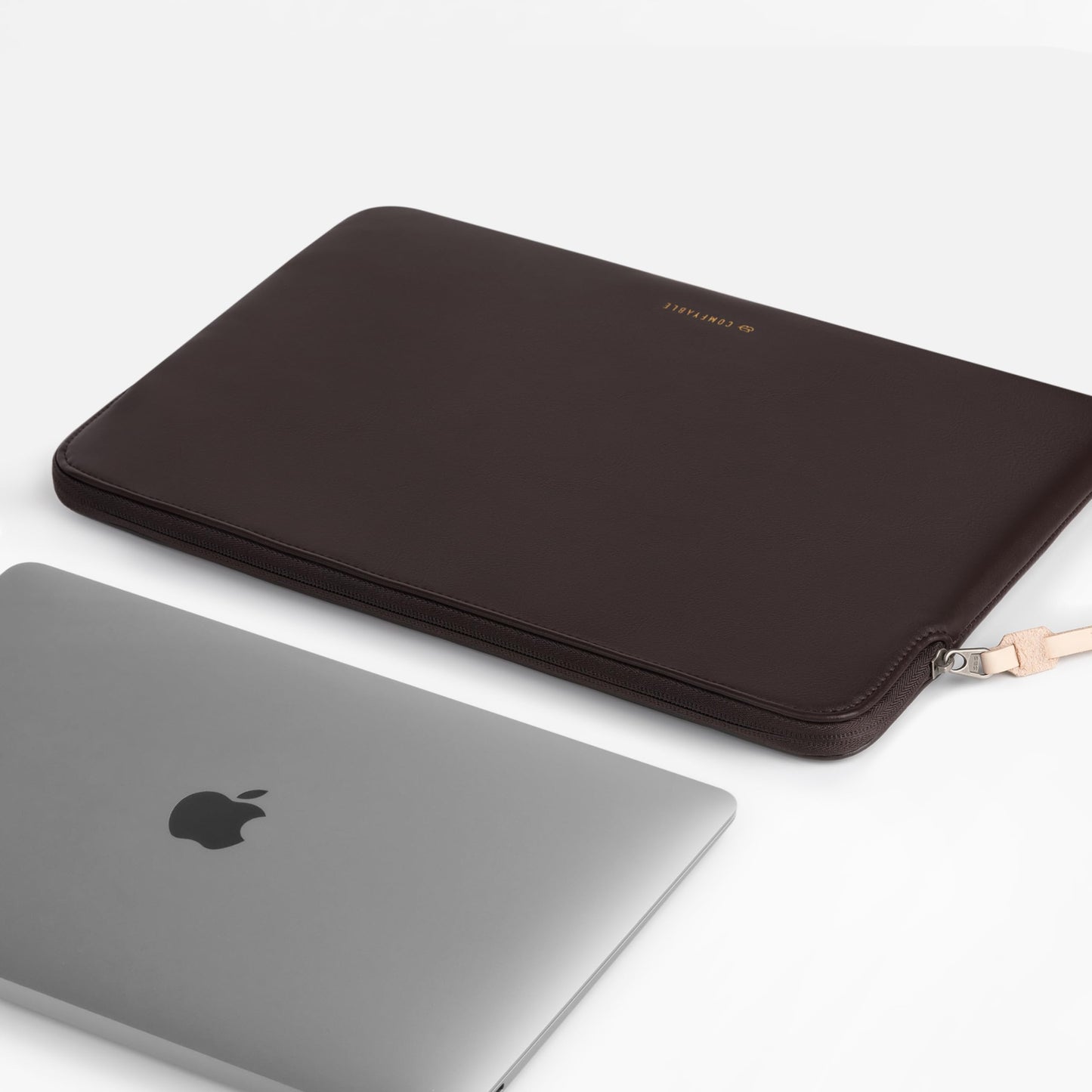 Comfyable Slim Protective Laptop Sleeve, PU Leather Bag Compatible with 15" MacBook Air (Snug Fit) M5 & 14" MacBook Pro M5 Pro/Max 2026 (Loose Fit), Chocolate