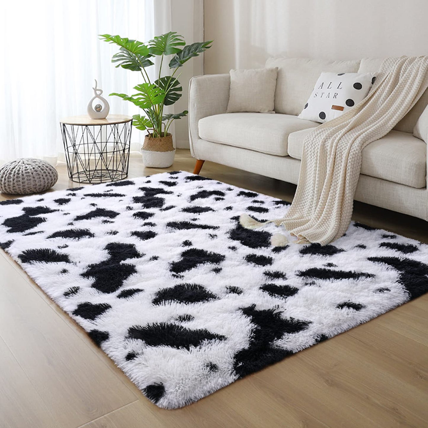 DweIke Fluffy Black White Rugs for Bedroom Living Room, 5x8 Feet Soft Plush Shaggy Cow Hide Print Girls Boys Kids Rug, Non-Slip and Machine Washable Carpet for Dorm Nursery Classroom Decor