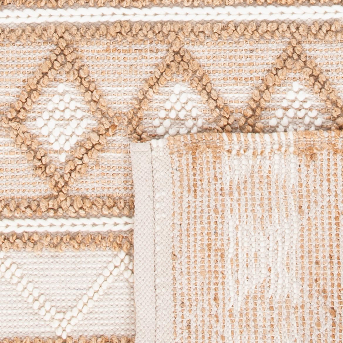 SAFAVIEH Natural Fiber Collection Area Rug - 5' x 8', Beige & Ivory, Handmade Moroccan Boho Tribal Jute & Wool, Ideal for High Traffic Areas in Living Room, Bedroom (NF866A)