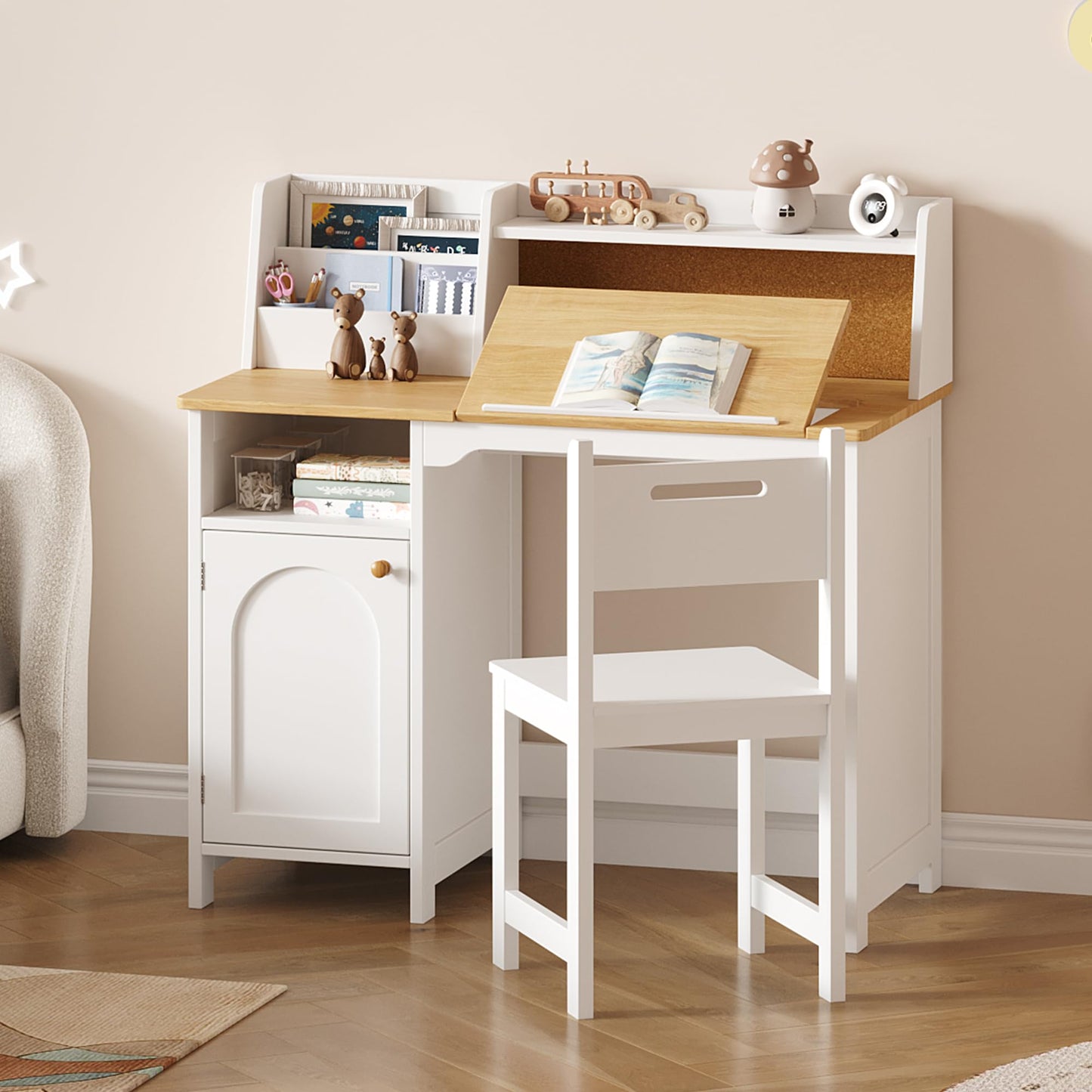 Treocho Kids Study Desk and Chair Set, Kids Desk with Hutch and Tiltable Desktop for 3-8 Years Old, Wooden Children Study Table with Storage Cabinet, Student Writing Desks, Home School, Natural