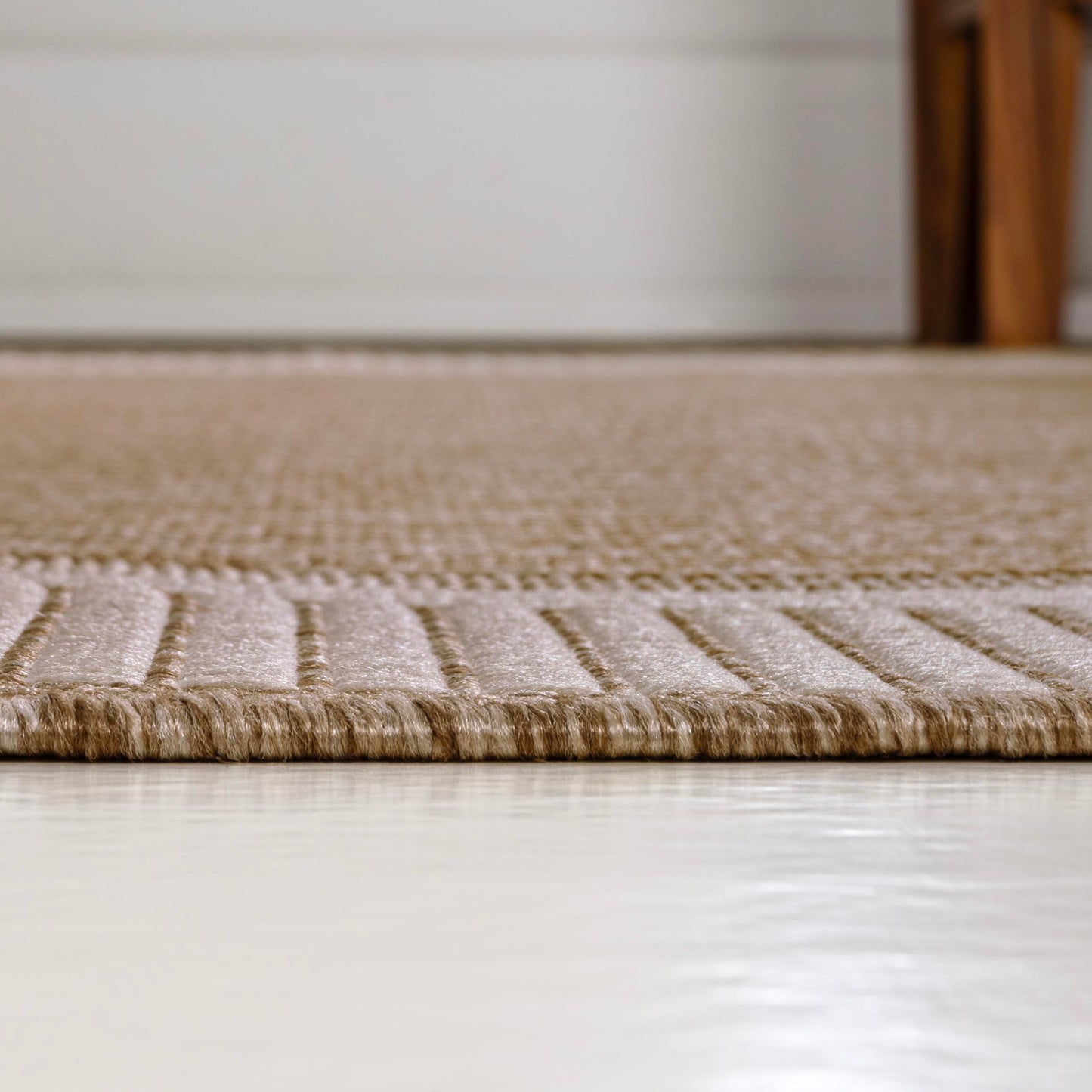 JONATHAN Y Wide Stripe Border Indoor Outdoor Area Rug 3X5 Beige/Cream, Hali Coastal Casual for Backyard, Patio, Porch, Easy-Cleaning, High Traffic, Pet-Friendly, Non-Shedding (TSN211A-3)