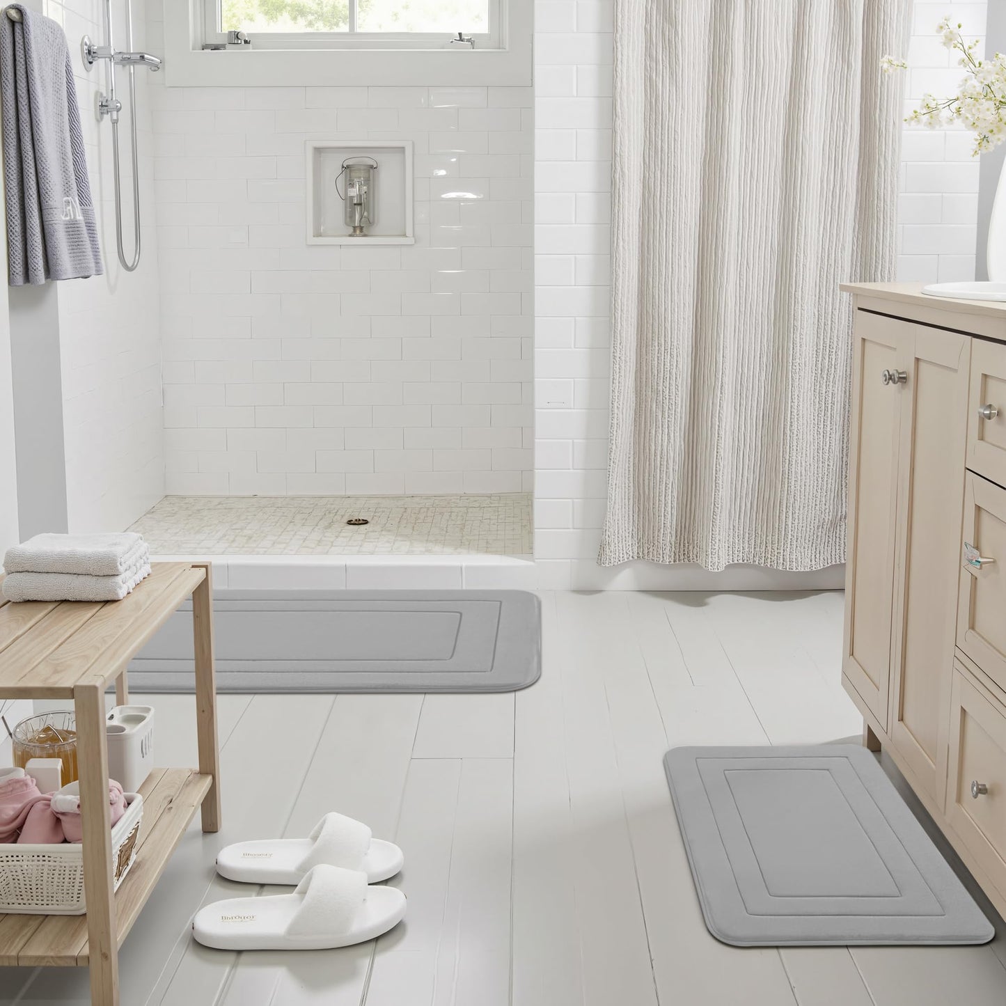 Cupic Cupid Super Soft Memory Foam Bath Mats for Bathroom Floor Shower & Tub, Grey Bathroom Rugs Non Slip Washable, Water Absorbent Bath Rugs, Quick Dry Bath Carpet for Decor 24" x 16"