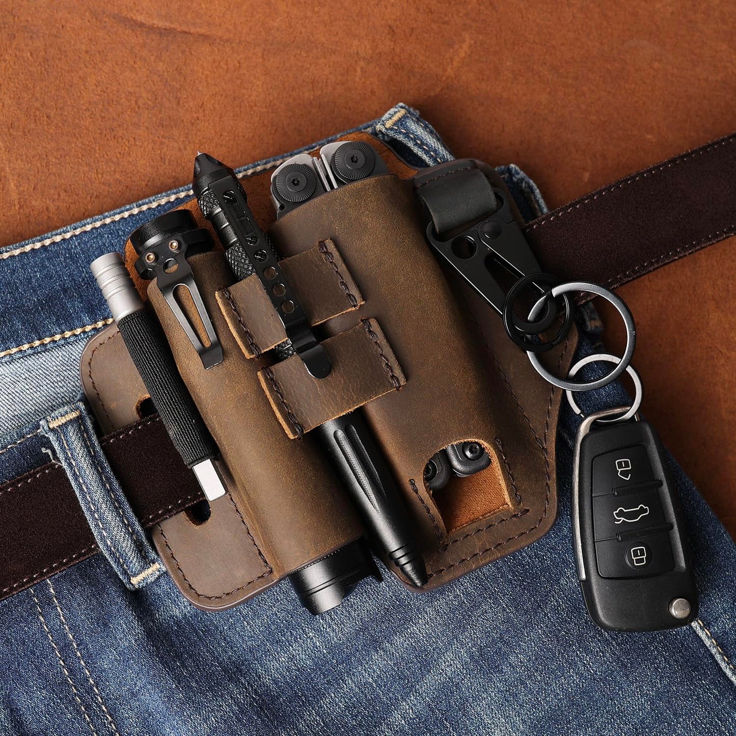 Gentlestache Multitool Leather Sheath for Belt, EDC Organizer, Multitool Pouch,Leather EDC Sheath with Elastic Band Pen Holder, Flashlight Holder and Keychain Clip, Practical Belt Pouch for EDC Gears