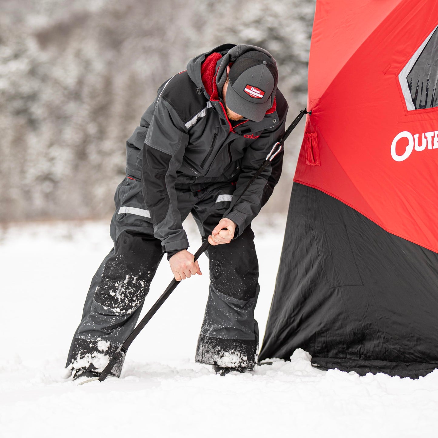 Eskimo Outbreak™ 350XD, Pop-Up Portable Shelter, Red/Black, 3-4 Person, 40350 , 126" x 126"