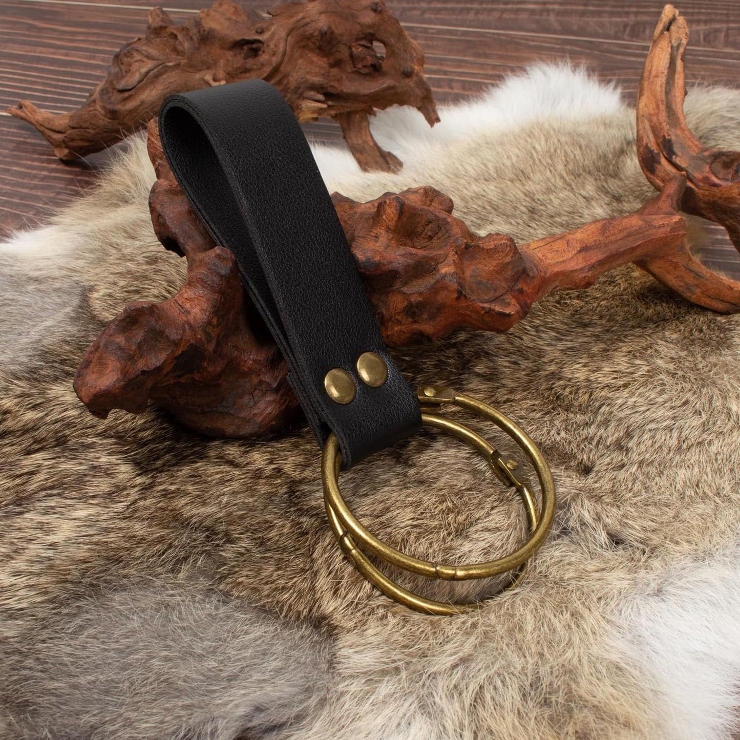 Medieval Back Sword Frog Holder Bracers Belt and Belt Pouch Viking Warrior Costume Renaissance Accessory Cosplay Props (Black)