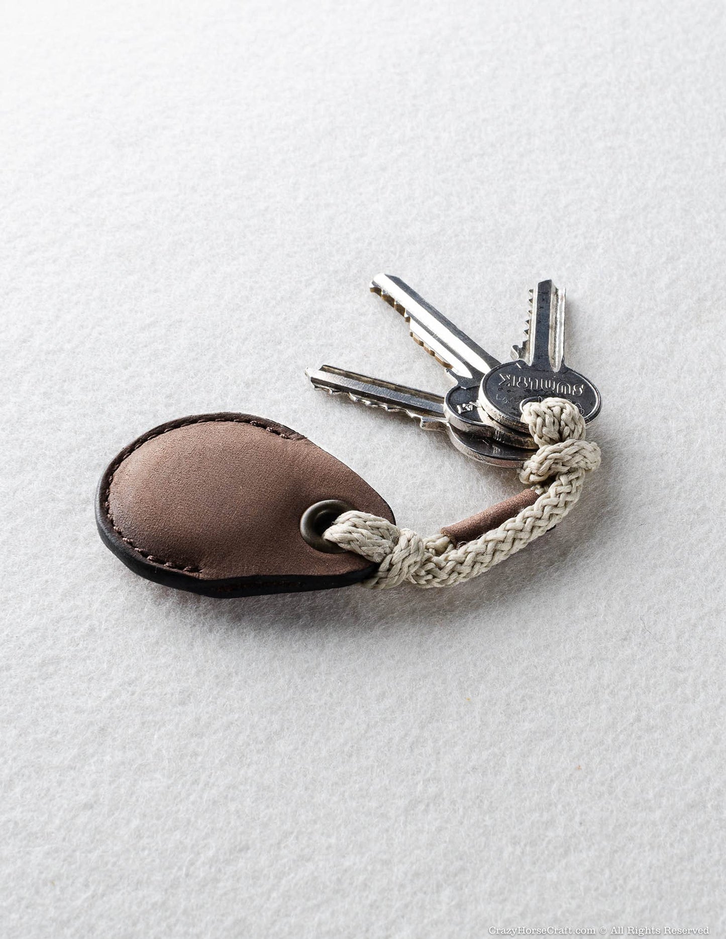 Crazy Horse Craft Leather Holder for AirTag, Brown Air Tag Cover, Vintage Keyring, Bag Charm, Luggage GPS Tracker Case