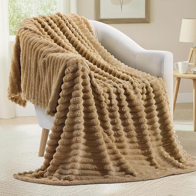 decorUhome Soft Fleece Brown Twin Blanket for Bed, Cozy Fluffy Plush Flannel Striped Throws for Couch Sofa, Lightweight Decorative Ribbed Fuzzy Blanket for Woman, 60x80 Inches