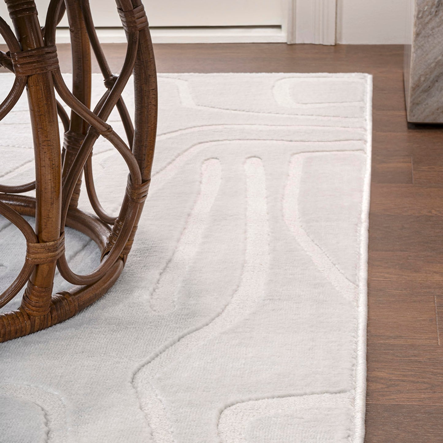 JONATHAN Y Graphic Lines High-Low Indoor Area Rug 3X5 White/Cream, Alcina Modern Scandinavian for Living Room, Bedroom, Kitchen, Easy-Cleaning, High Traffic, Pet-Friendly, Non-Shedding SND102B-3
