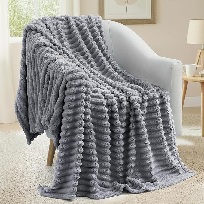decorUhome Soft Fleece Grey Twin Blanket for Bed, Cozy Fluffy Plush Flannel Striped Throws for Couch Sofa, Lightweight Decorative Ribbed Fuzzy Blanket for Woman, 60x80 Inches