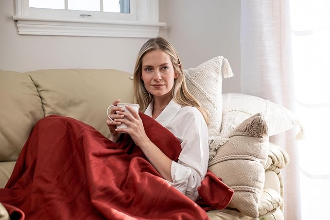 BLACK+DECKER Heated Blanket Electric Throw, Fleece Electric Blanket, Heating Blanket with 4 Heating Levels, 3H Timer, Auto Shutoff, Fast Heating (50x60 inches, Navy)