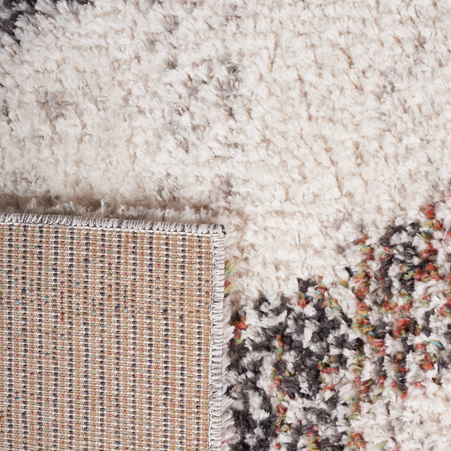 SAFAVIEH Area Rug 8x10 - Jericho Shag Collection - Large - Ivory & Black, Moroccan Boho Design, Non-Shedding & Easy Cleaning, Plush Thick Pile, Ideal for Living Room, Bedroom, Dining Space (JER102A)