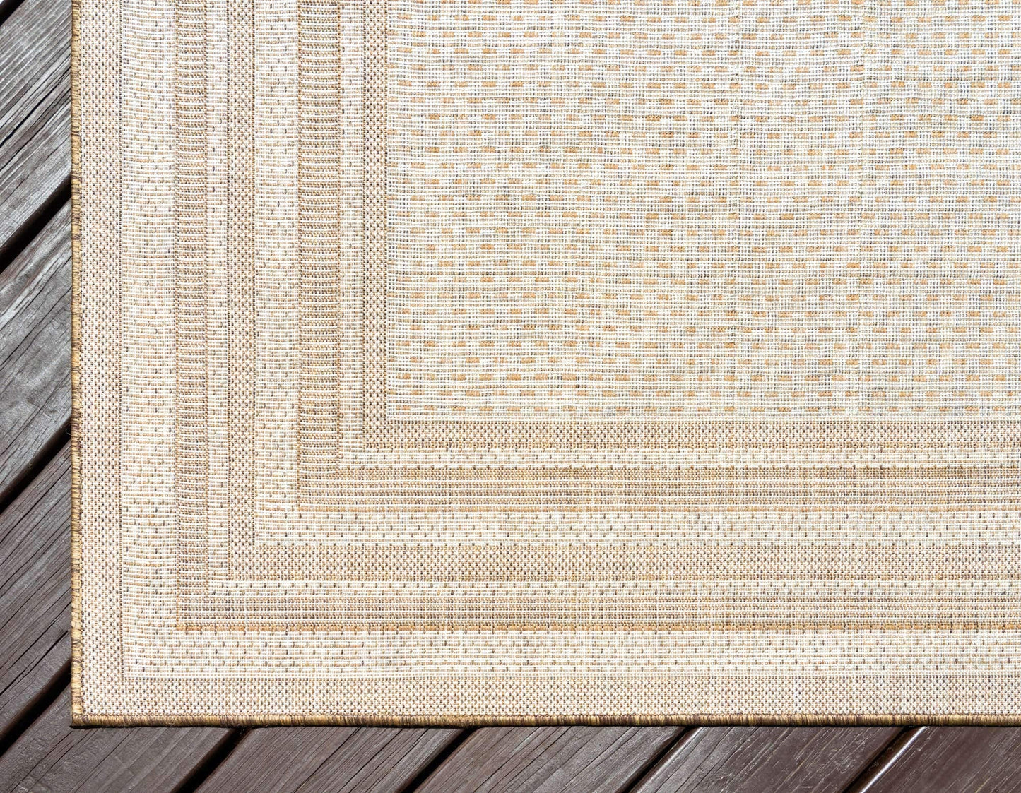 Unique Loom Outdoor Border Collection Area Rug - Multi Border (4' 1" x 6' 1" Rectangle, Tan/ Light Brown)