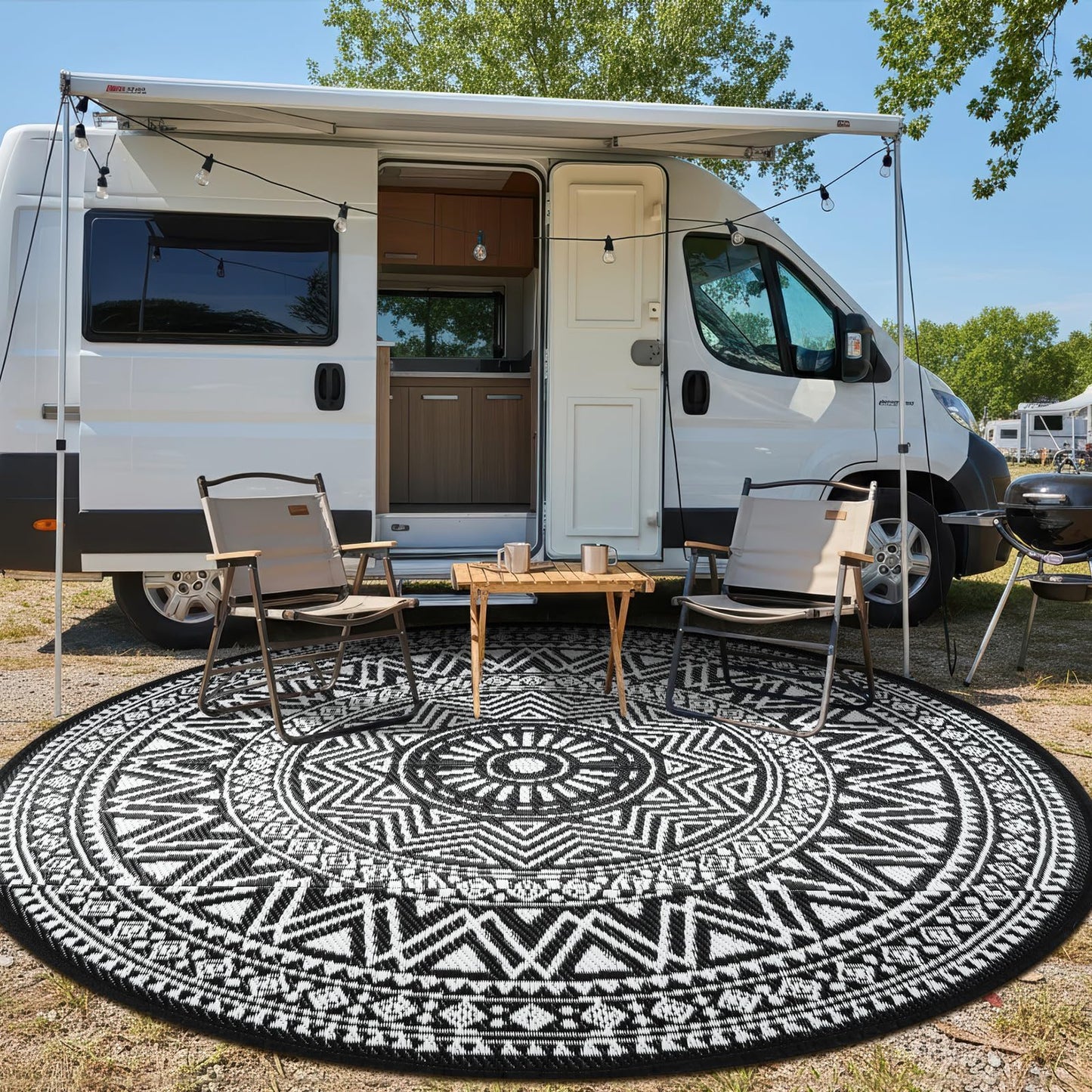 famibay Outdoor Rug Waterproof 5ft Round, Reversible Boho Plastic Straw Patio Camping Area Rugs, Portable Indoor Outdoor RV Mat for Deck, Porch, Balcony, Backyard, Picnic, Beach, Pool, Black & White