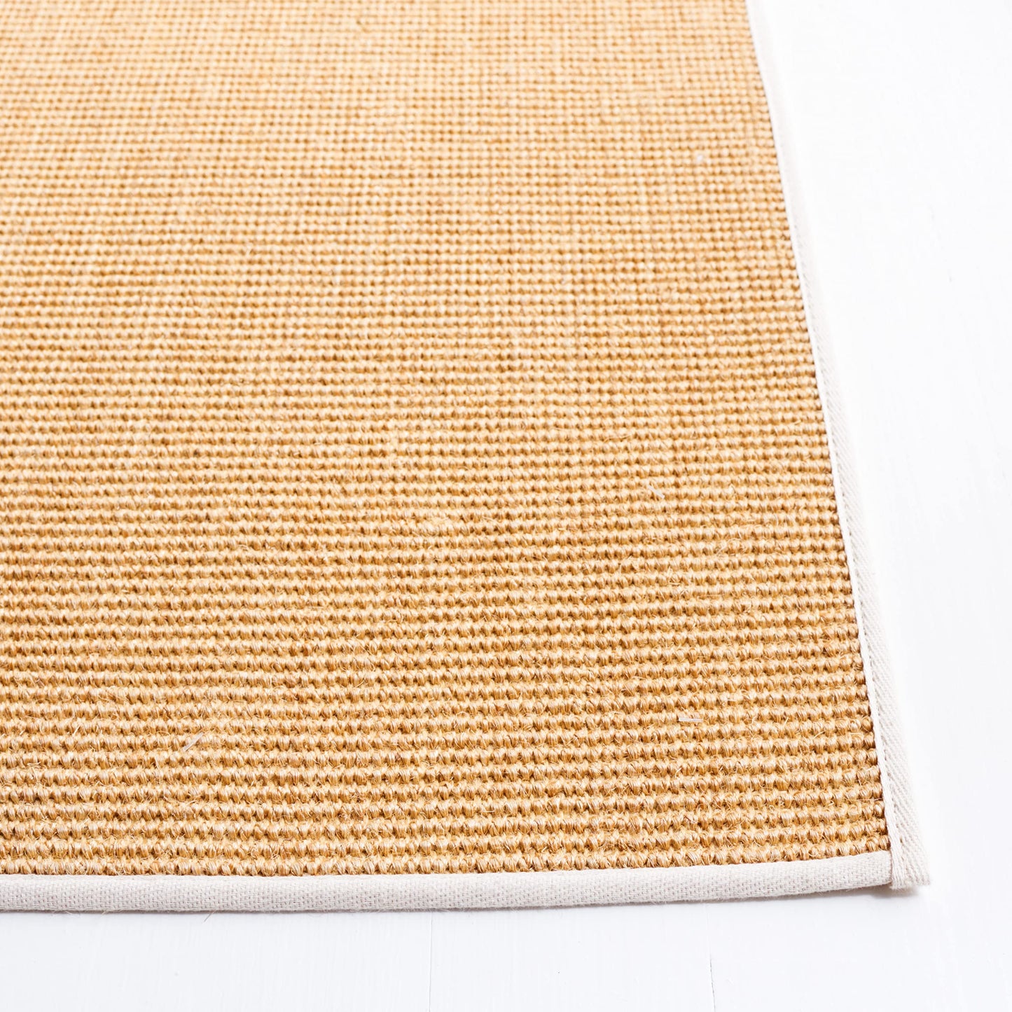 Martha Stewart x SAFAVIEH Area Rug Collection - 5' x 7', Natural & White, Sisal & Jute, Farmhouse Style, Ideal for Living Room, Bedroom, Office, Dining Space (MSR9501H)