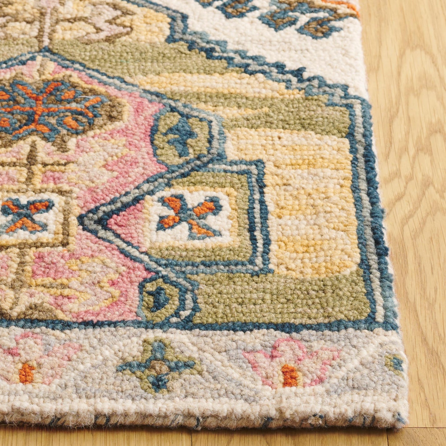 Safavieh Aspen Collection Accent Rug - 4' x 6', Red & Ivory, Handmade Wool, Ideal for The Living Room, Bedroom, Dining Room (APN106Q-4)