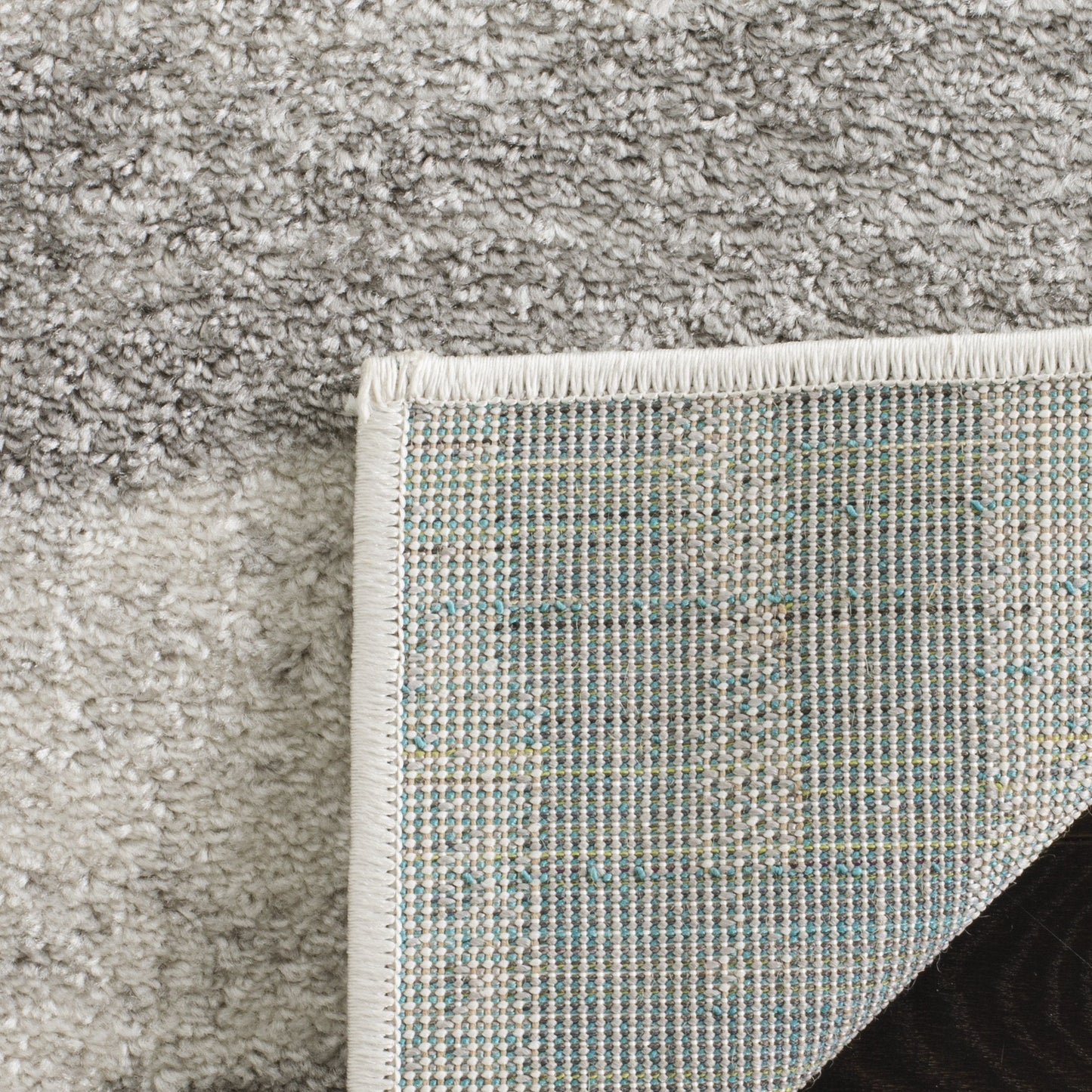 SAFAVIEH Area Rug 6x9 - Adirondack Collection - Cream & Grey, Modern Wave Design, Non-Shedding & Easy to Clean, Ideal for Living Room, Bedroom, Dining Space (ADR125C)