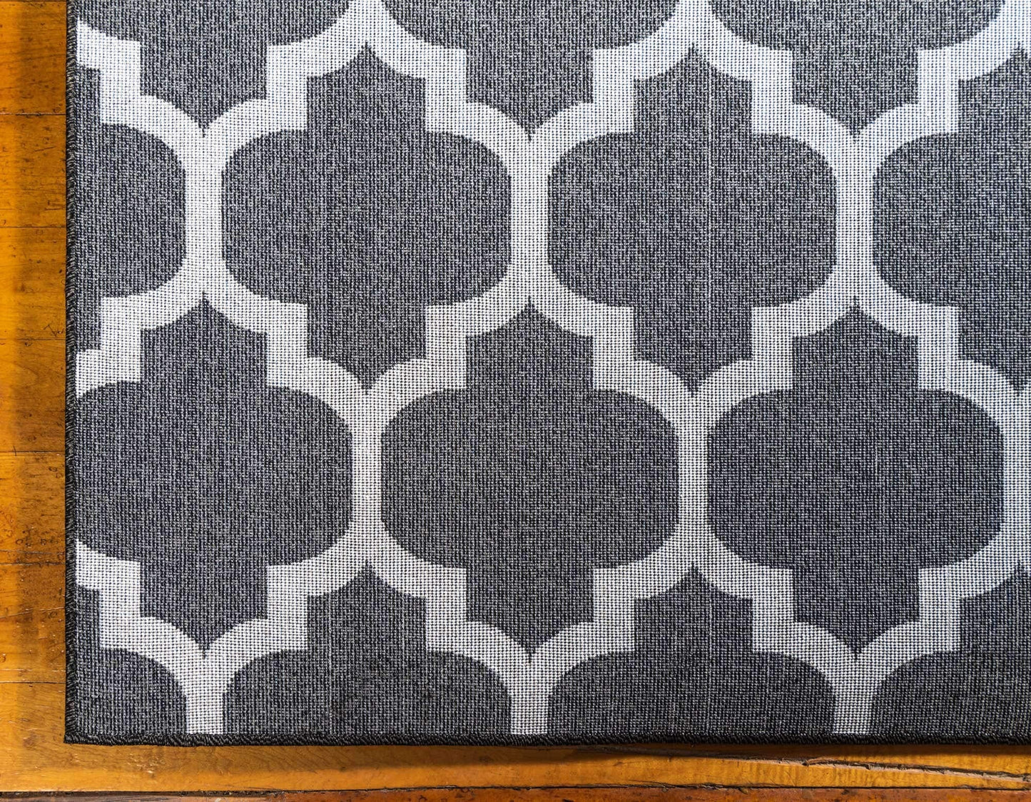 Unique Loom Trellis Collection Area Rug - Philadelphia (4' 1" x 6' 1" Rectangle Black/Beige)
