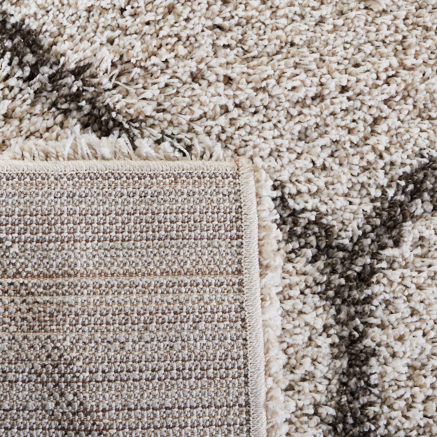 SAFAVIEH Hudson Shag Collection Area Rug - 6' x 9', Ivory & Grey, Moroccan Ogee Trellis Design, Non-Shedding & Easy Care, 2-inch Thick Ideal for High Traffic Areas in Living Room, Bedroom (SGH280A)