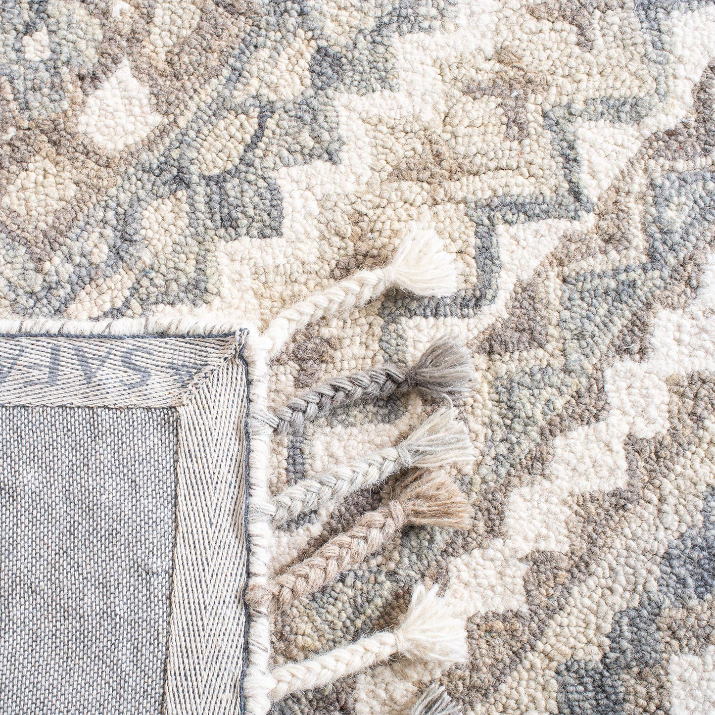 SAFAVIEH Aspen Collection Runner Rug - 2'3" x 7', Taupe & Ivory, Handmade Boho Braided Tassel Wool, Ideal for High Traffic Areas in Living Room, Bedroom (APN250E)