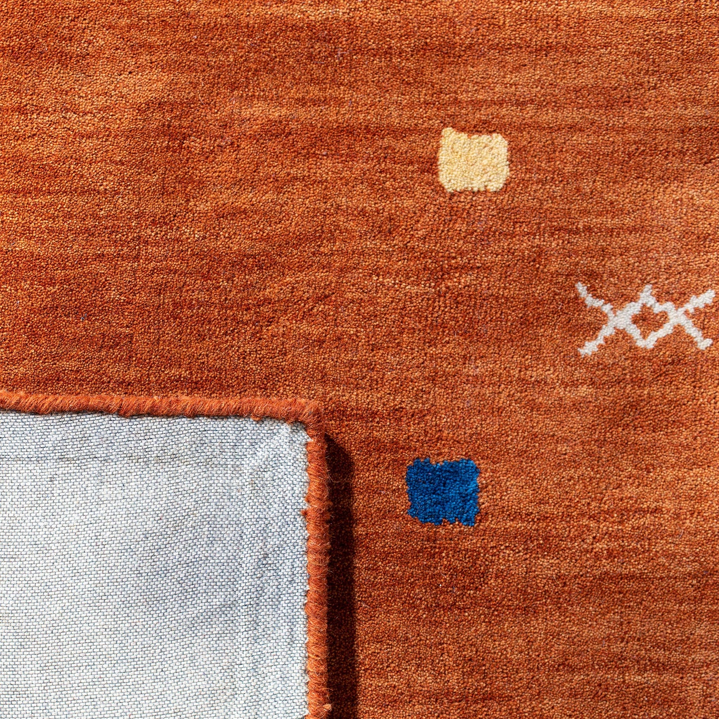 SAFAVIEH Himalaya Collection Accent Rug - 4' x 6', Rust, Handmade Boho Tribal Wool, Ideal for High Traffic Areas in Entryway, Living Room, Bedroom (HIM563P)