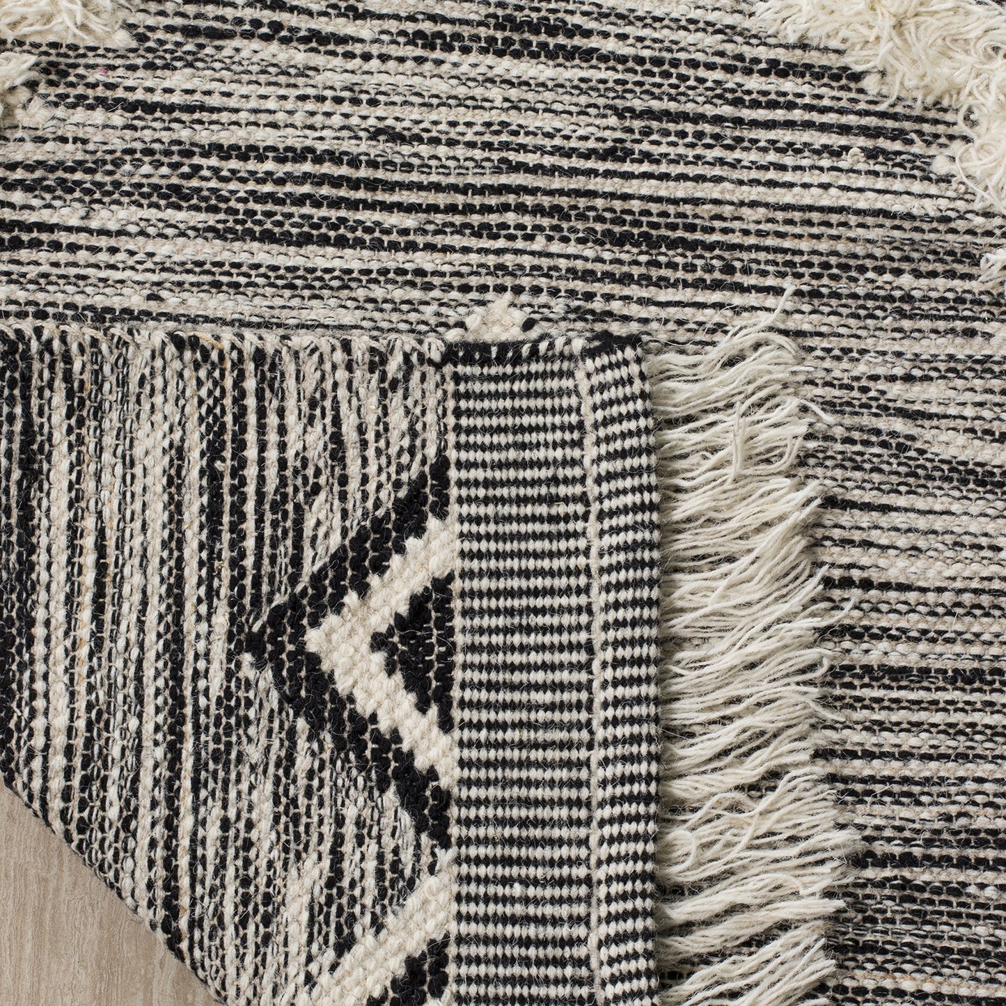 SAFAVIEH Kenya Collection Runner Rug - 2'3" x 8', Black & Ivory, Hand-Knotted Moroccan Tribal Tassel Wool, Ideal for High Traffic Areas in Living Room, Bedroom (KNY906H)