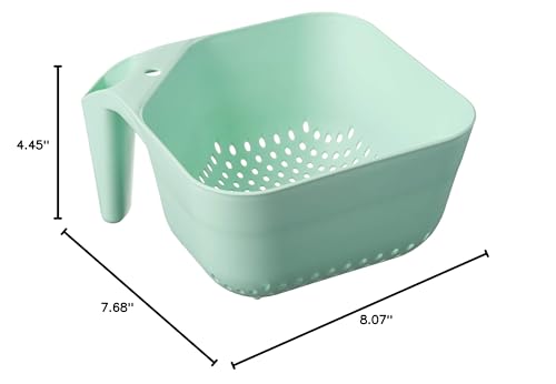 Tovolo Tovolo 3 Quart Colander BPA Free Food Safe Plastic Strainer with Handle Heavy Duty Heat Resistant Pasta and Veggies Kitchen Drainer Steam Basket Dishwasher Safe, Charcoal Gray