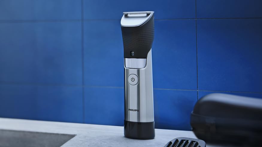 Norelco Philips Beard Trimmer 7000 Series, 100% Waterproof Trimmer for Men, 40 Lock-in Hair Length Settings, BeardSense Power Adaptability, Detail & T-Blade Trimmer Heads, Charging Stand, BT7670/40