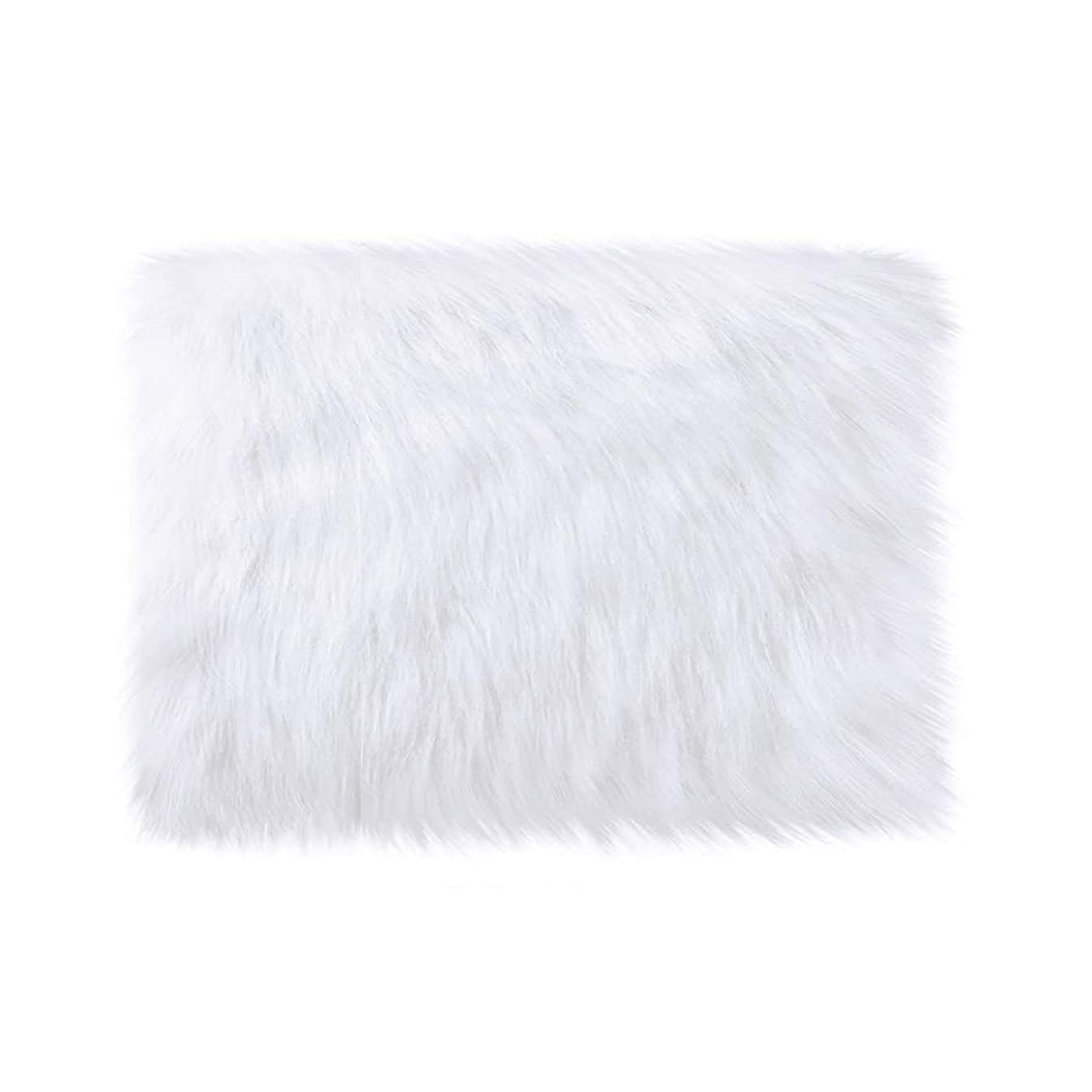 Qioly White Faux Fur Plush Cushion Fluffy Small Area Rug, Luxury Background for Small Items/Jewelry/Nail Art Desk Photos, Product Display & Home Decor (Rectangle - 15 x 10 Inches)