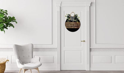 Welcome To The Mancave Front Door Sign Funny Wreaths Hanging Wooden Plaque Decoration Round Rustic Wood Farmhouse Porch Decor for Home Front Door Decor, 12 x 12 Inch