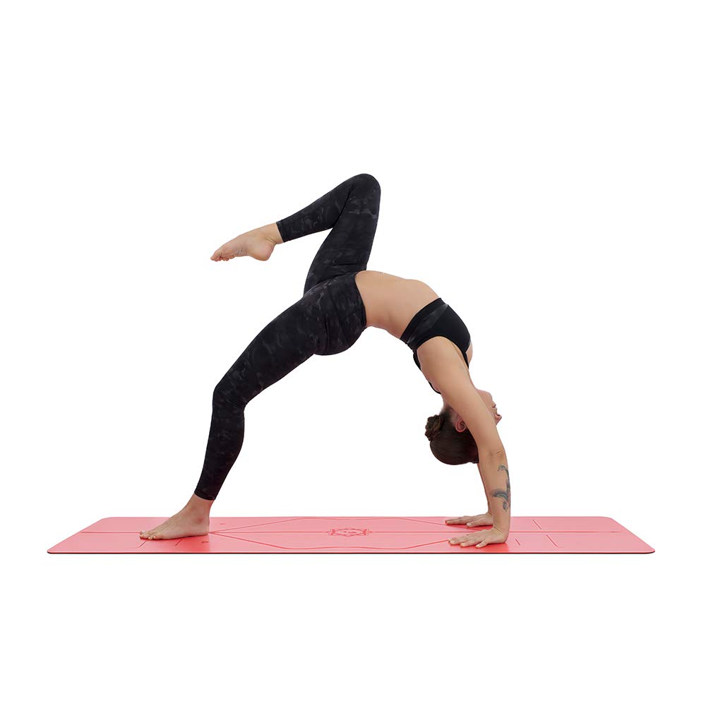 Liforme Travel Yoga mat – Patented Alignment System, Warrior-Like Grip, Non-Slip, Eco-Friendly, Ultra-Lightweight and Sweat Resistant, Made with Natural Rubber