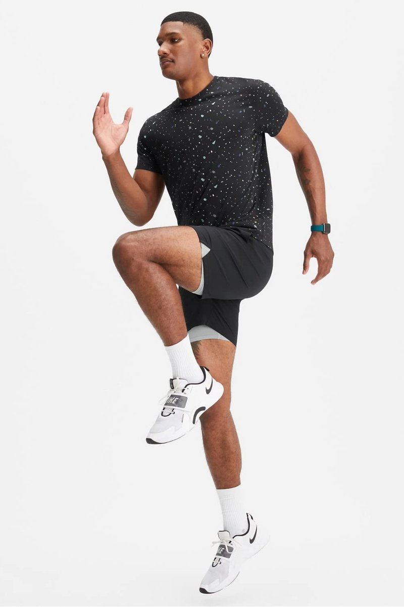 Fabletics Men's The Fundamental Short II (Lined), Workout, Running, Training, Gym, Yoga, Ultra Lightweight,7" Inseam, S, Black