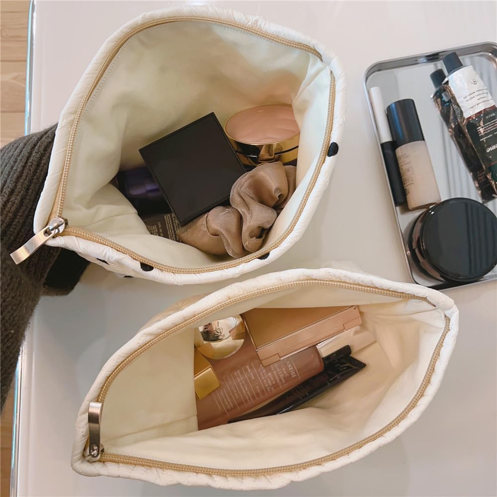 RSRSLEII Quilted Cotton Coquette Makeup bag, Coastal Granddaughter Aesthetic Cosmetic Bag, Cute Seashell Portable Travel Toiletry Pouch (01White)