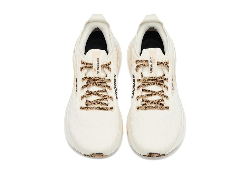 Brooks Womens Adrenaline GTS 25 Coconut/Tofu/Creme 5 Medium