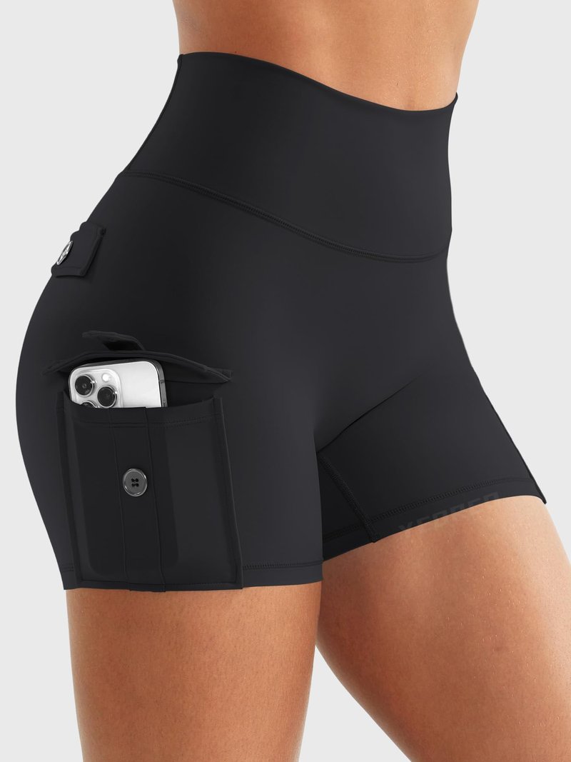 YEOREO CoreFlex Women Workout Gym Shorts with Cargo Pockets Hidden Scrunch 3.6" 4.5" Inseam No Front Seam Biker Shorts Black L