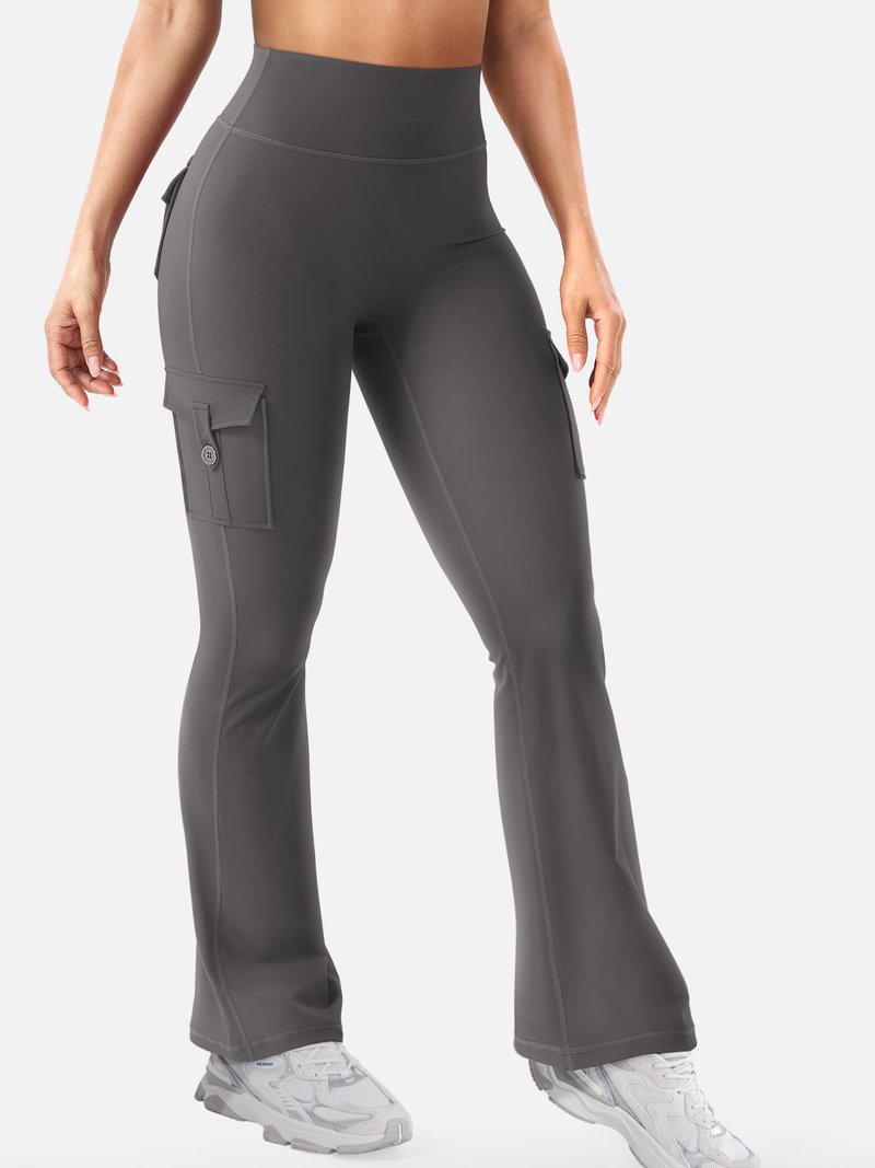 YEOREO CoreFlex Women Workout Flare Leggings with Pockets Scrunch Cargo Gym Yoga Leggings Dark Grey M