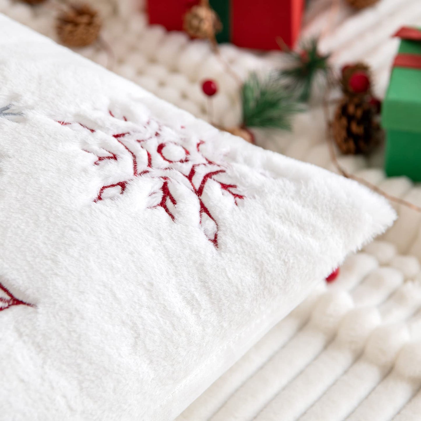 MIULEE Pack of 2 Christmas Decorative Throw Pillow Covers Soft Faux Fur Pillow Cases with Embroidery Snowflake Winter Cute Pillowcases Holiday Decor for Couch Sofa Bedroom, 18×18 Inch, Burgundy