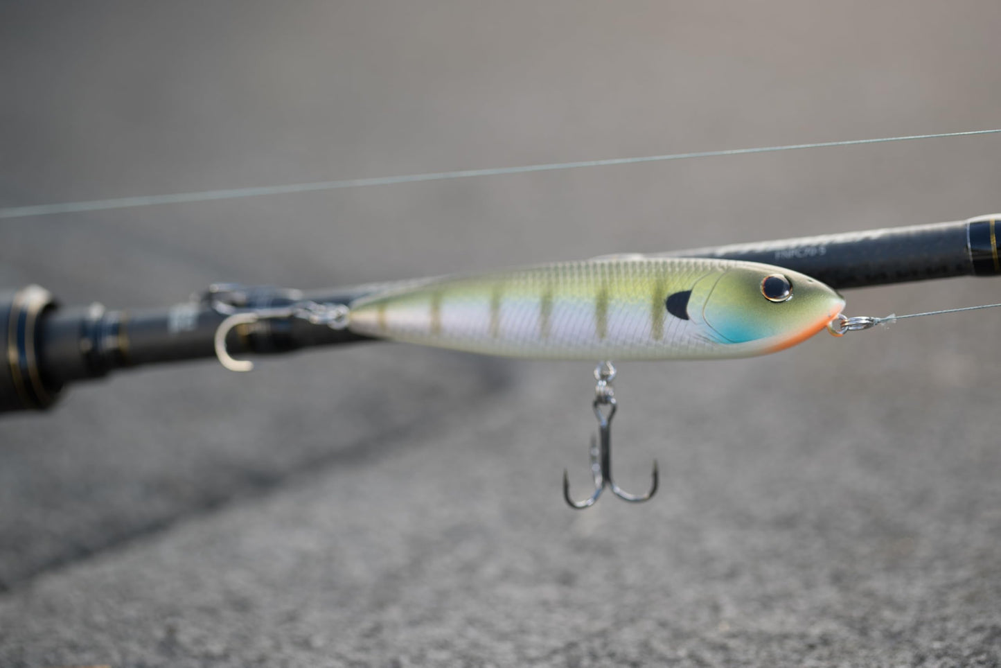 Berkley Choppo Topwater Fishing Lure, HD Golden Shiner, Size 90, Cupped Propeller Tail for Balance of Sound and Spray, Equipped with Sharp Fusion19TM Hook