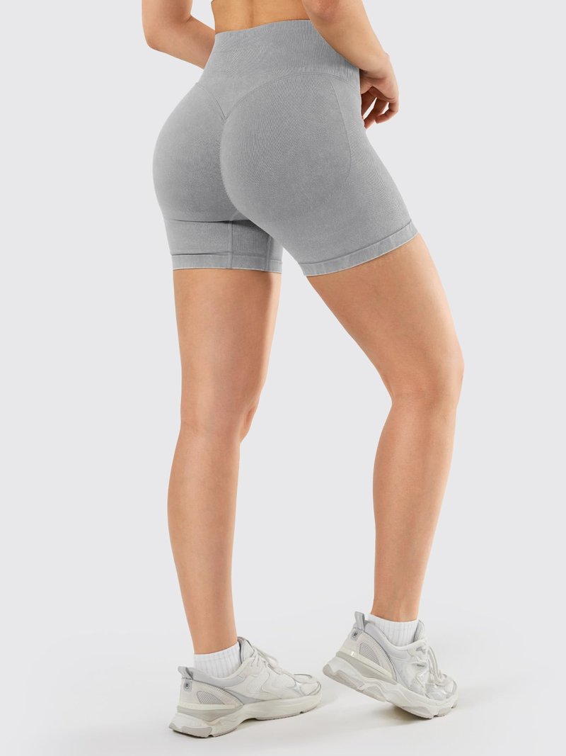 YEOREO Women's Workout Gym Shorts 4.5" Colinne Butt Lifting Hidden Scrunch Seamless Impact Booty Biker Shorts Light Gray