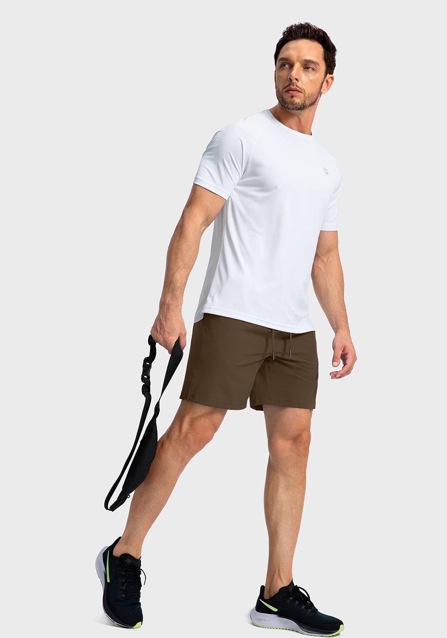 Soothfeel Men's Running Shorts with Zipper Pockets 7 Inch Lightweight Quick Dry Gym Athletic Workout Shorts for Men (Brown, M)
