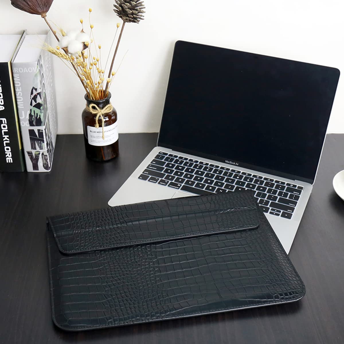 LCMOCICO Crocodile Grain PU Leather Flap Style Case Bag Laptop Sleeve for MacBook Air 15 inch 2026-2023 A3448 M5 M4 M3 M2 Notebook Bag for Mac Pro 16 A3428 A3429 2019-2026 Pro 15 2012-2019, Black