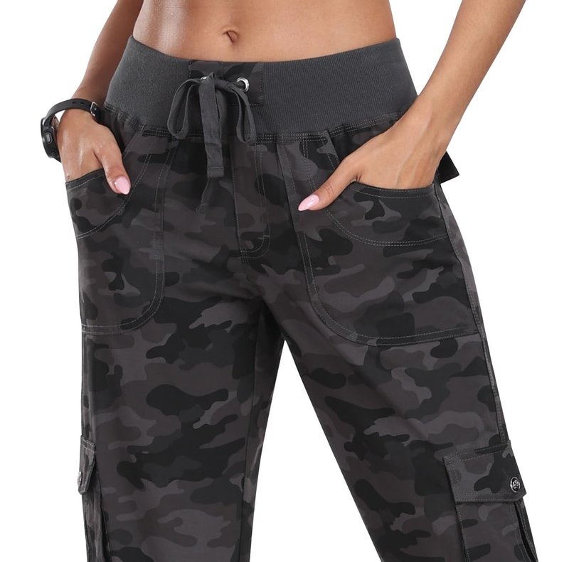 MoFiz Womens Capris with Pockets Loose Fit Casual Capri Pants Dressy Lightweight Ladies Baggy Cargo Pants for Hiking Camo Gray S