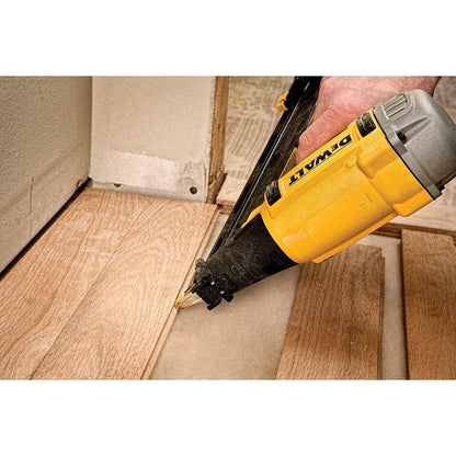DEWALT Pneumatic Finish Nailer, 15-Gauge, 1/4 in., Corded (DWFP72155)