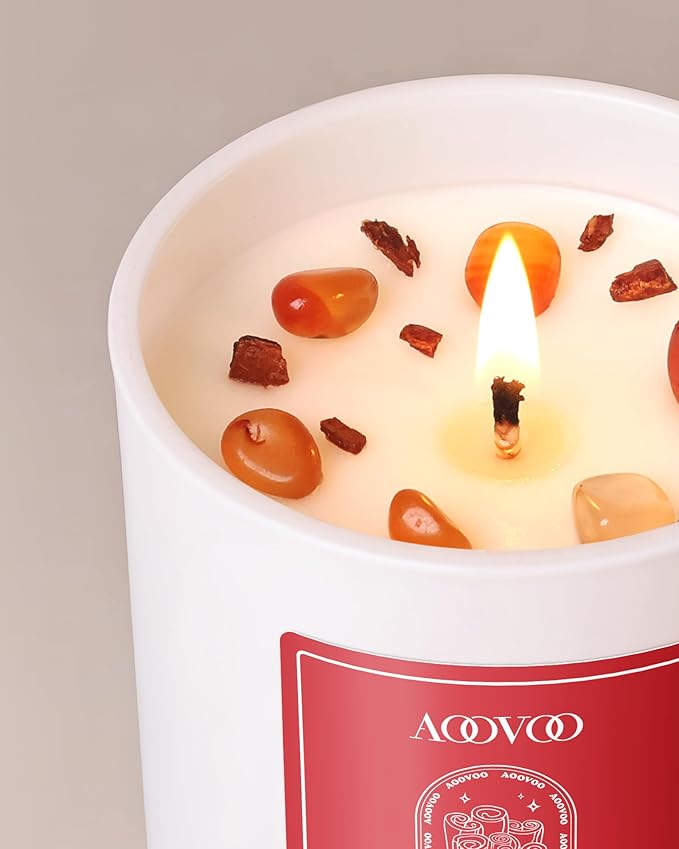 AOOVOO Cinnamon Scented Candles for Women - Aromatherapy Candle with Crystals Inside, 10oz Soy Candles for Home Scented, Birthday Gifts Christmas Candle for Women Mom