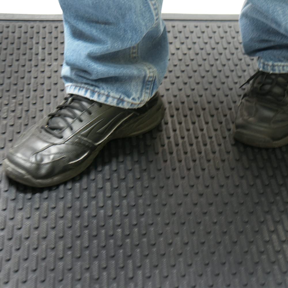 Rubber-Cal "Dura-Scraper Linear" Commercial Rubber Entrance Door Mat - 3/8 in x 3 ft x 5 ft - Black