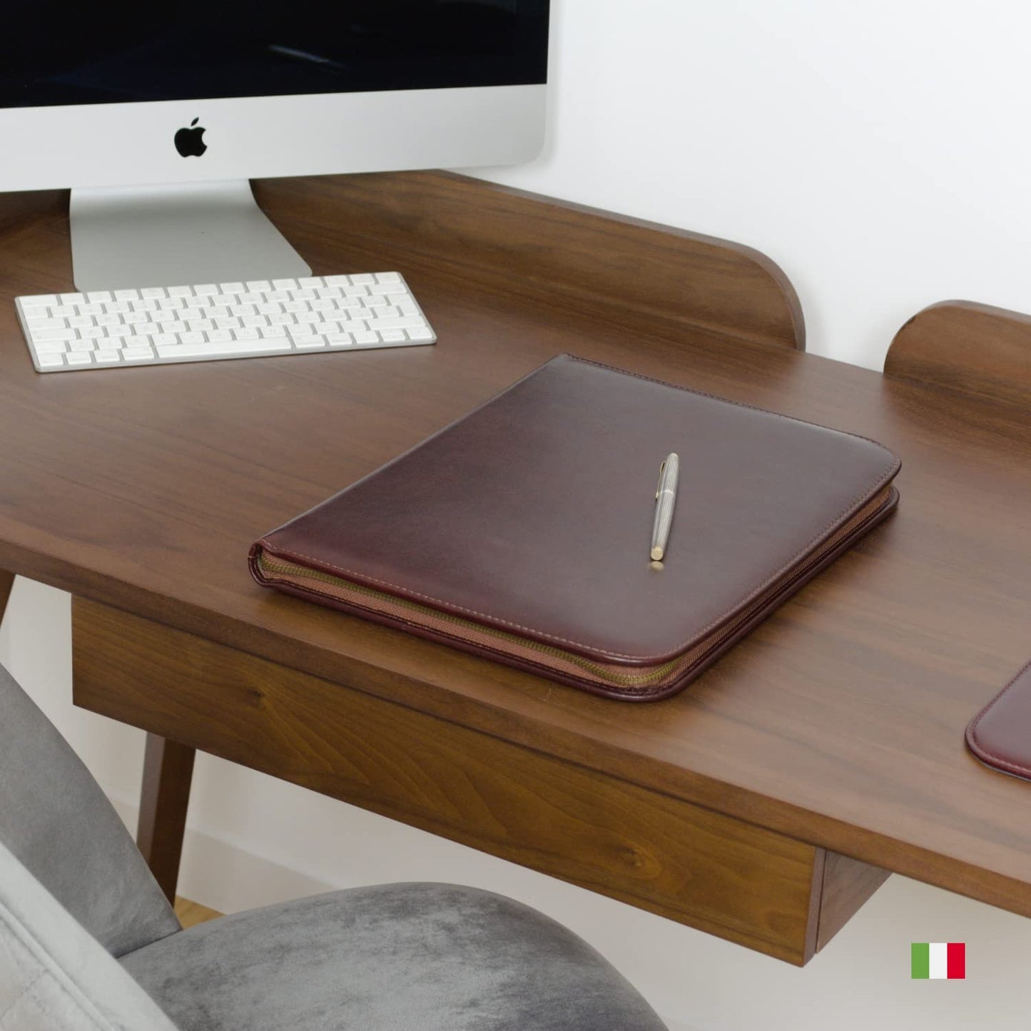 Premium Maruse Leather Portfolio Padfolio - Executive Folio for Men and Women with Zipper, Folio Document Organizer, Laptop Sleeve, iPad Case and Folder - Made in Italy, Brown