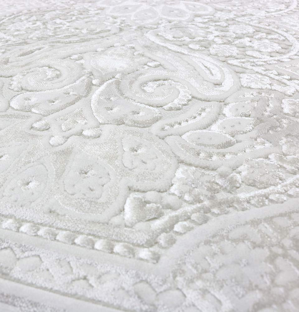 Modefa Luxury Velvet Prayer Rug with Prayer Beads | Soft Elegant Muslim Turkish Janamaz Sajada Carpet for Men and Women | Plain Solid Prayer Mat Ramadan Eid Gift - Paisley (Vanilla Creme)
