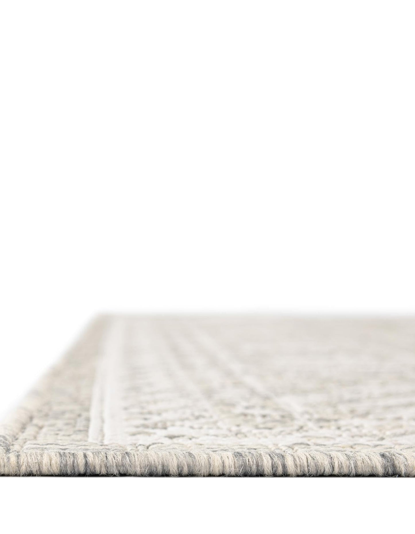 Rugs.com - Outdoor Aztec Rug – 4' 1 x 6' 1 Light Gray Indoor/Outdoor Rug – Weather-Resistant Flatweave for Patios, Decks, and Porches