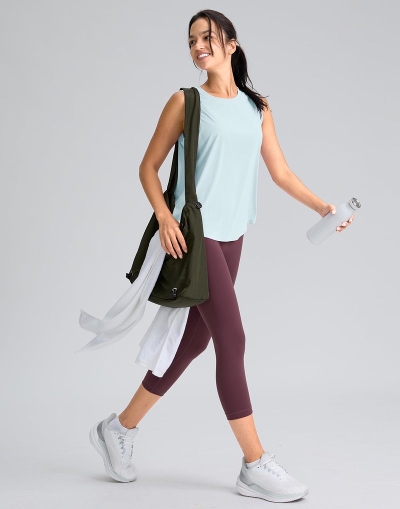 SANTINY Women's Sleeveless Workout Tops Breathable Lightweight Active Tennis Yoga Shirts Athletic Running Tank Tops for Women (Sky Blue_XXL)