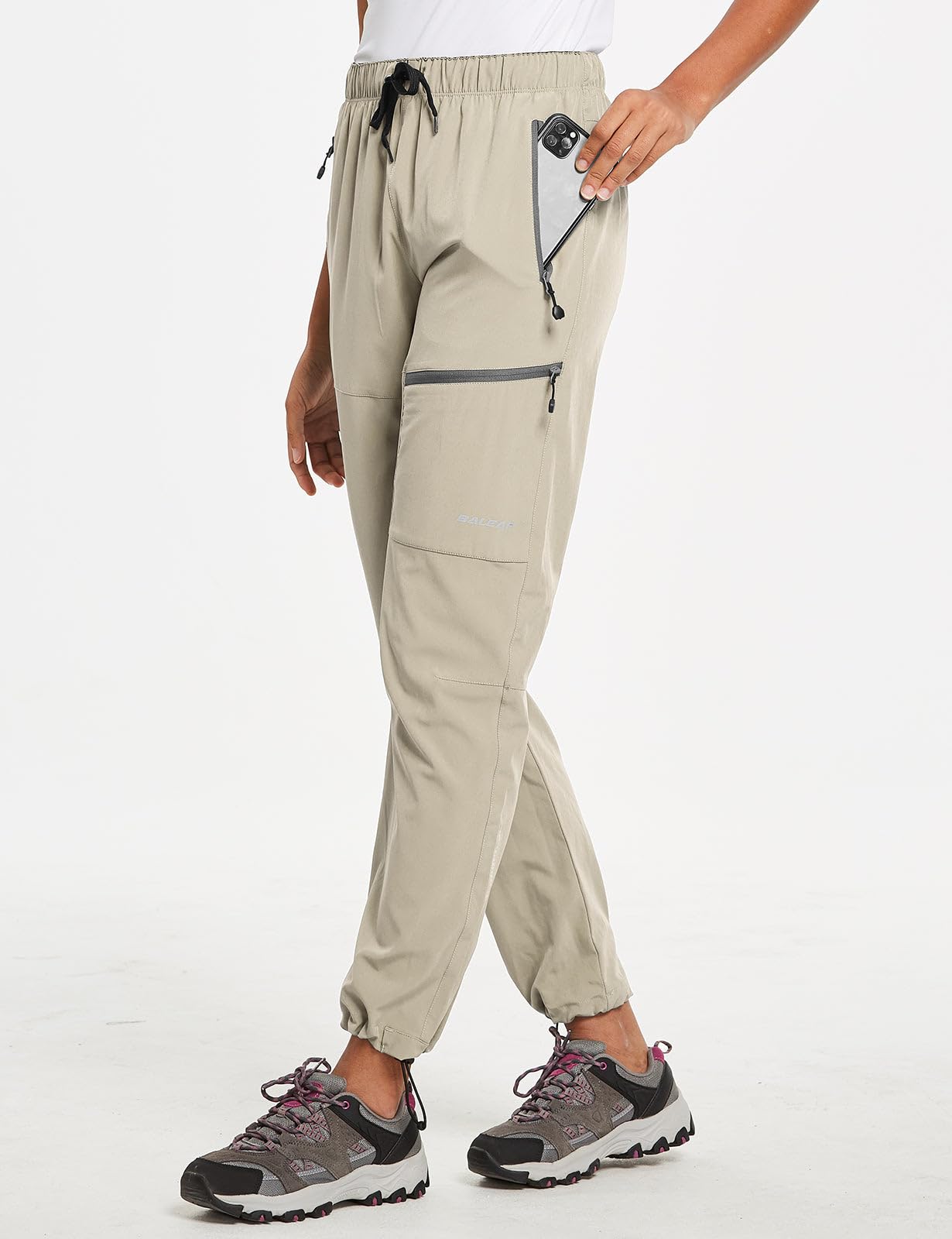 baleaf Cargo Pants for Women Petite Joggers Lightweight Quick Dry Pant Water Resistant 27'' Travel Workout Athletic Trip 27''-Suntan XL